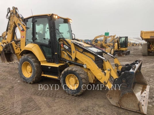 Cat 420F2IT, Backhoe Loader, 2086 hours, S/N: HWD02470, 2018 - Image 2