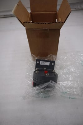 New siemens 61f booster relay with box stock g318a - Image 2