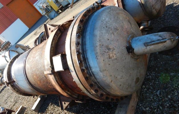 1595 sq.ft., 150 psi shell, 150 psi tube, Kopetz Inc., Shell/Tube Heat Exchanger, Vertical, 300&deg;F, 1984 - Image 2
