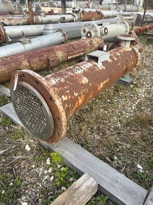 81 sq.ft., 100 psi shell, 100 psi tube, Perry Products, Shell/Tube Heat Exchanger, (104) 0.75" diameter - Image 1