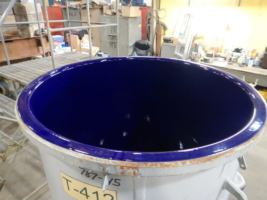 200 gallon DeDietrich, Vertical Glass Lined Tank, Non Jacketed, 3009 Glass, 100 psi/FV @ 500&deg;F Internal - Image 5