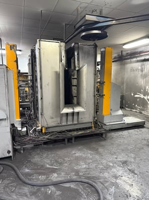 Gema #Smart-Series, powder coating booth with automatic powder coating guns - Image 2