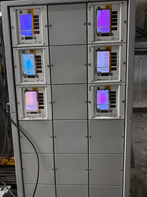 Gema #Smart-Series, powder coating booth with automatic powder coating guns - Image 6