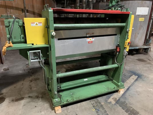 Eastern Engraving & Machine Co. #25, 47" hydraulic embossing machine, rebuilt 2010 - Image 2