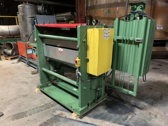 Eastern Engraving & Machine Co. #25, 47" hydraulic embossing machine, rebuilt 2010 - Image 6