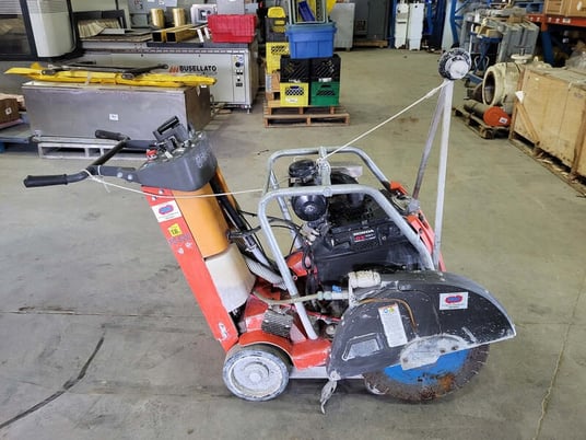 Husqvarna #FS-520, floor saw, 20.8 HP, 20" blade diameter, 1" arbor, 7.7" cutting width - Image 1