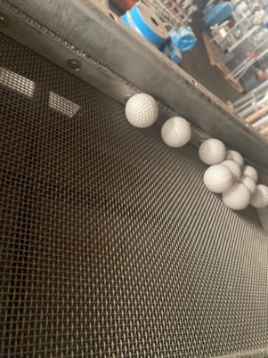 12" x 36" Syntron, Stainless Steel Classifying Screen, 2-Deck, w/2 HP Conveyor & Stainless Steel Receiver, On - Image 4