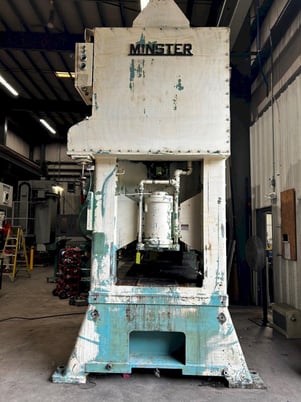 200 Ton, Minster #E2-200-84x48, straight side double crank, 8" stroke, 24.5" Shut Height, 90 SPM, 48" - Image 4