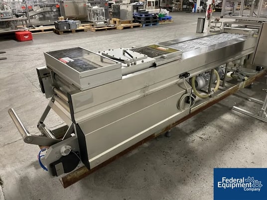 Multivac #R230, Thermoformer, 5.1" form depth, 15.75" cut off L, 15.75" reel diameter max, 220 V., 2001 - Image 5