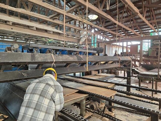 Brewco #B1600-Grade, Complete Resaw System, 16" x 16" x 16' capacity, board separator, 2014 - Image 10