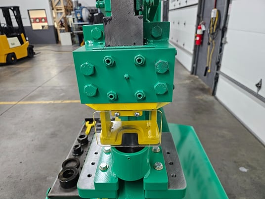 Uni-Hydro #5624, ironworker, 56 ton, 9" throat, manual punch aligner, built for forklift handling - Image 10