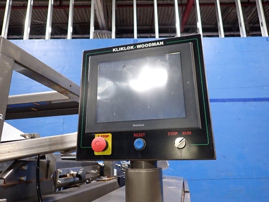 Kliklok Woodman #APACHE, bag inserter, 2010 - Image 3