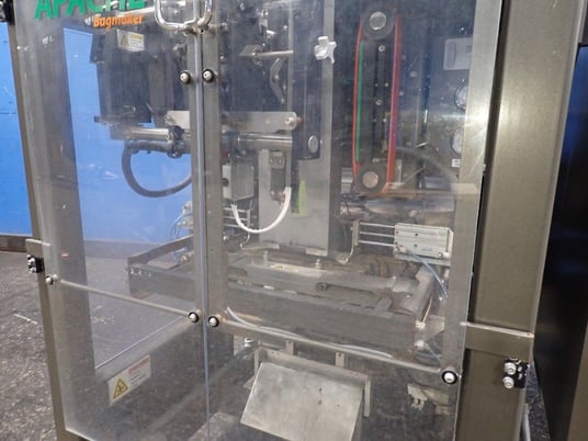 Kliklok Woodman #APACHE, bag inserter, 2010 - Image 5