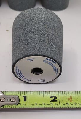 Norton grinding stone - 2/1-5/8 x 2 x 5/16 - lot of 11 - Image 6