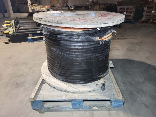 Cable Teck 90 XLPE PVC jacket, DECA, 15C 14 AWG, 600 Volts, new surplus - Image 1