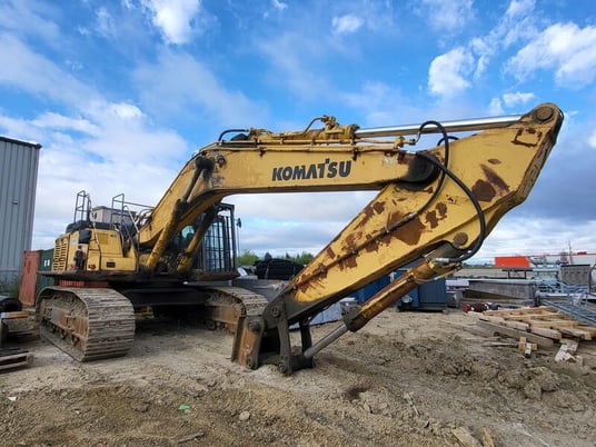 Komatsu #PC600LC-6, hydraulic excavator, 385 HP, 26.12'lift height, serial #11110 - Image 1