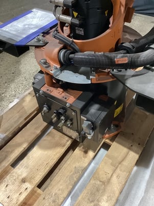 Kuka, KR16 L6-2, robot, KRC4 controller, 4R220 feeder & TT3A reamer, new - Image 10