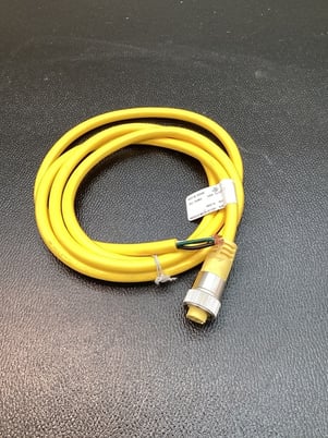 Pepperl+fuchs 912580 female cordset 7/8in 3-pin stoow used - Image 2