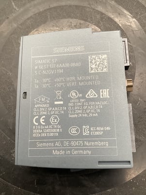 Siemens 6es7137-6aa00-0ba0 et 200sp cm ptp serial communication module used - Image 1