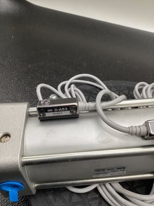 Smc ncda1f200-0400-a53l tie rod air cylinder used - Image 5