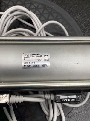 Smc ncda1f200-0400-a53l tie rod air cylinder used - Image 6
