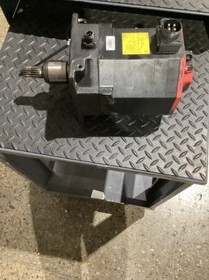 Fanuc a06b-0041-b605#s042 aisr 30/3000 servo motor used - Image 2