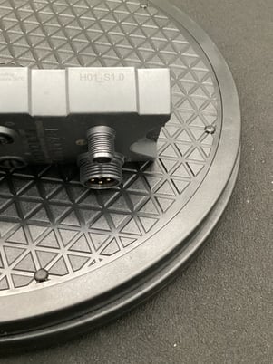 Balluff bni00cj io-link sensor actuator hub new - Image 3