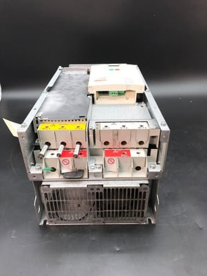 SCHNEIDER ATV212HD22N4 Variable Speed Drive USED - Missing Front Cover - Image 1