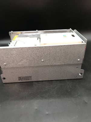SCHNEIDER ATV212HD22N4 Variable Speed Drive USED - Missing Front Cover - Image 3