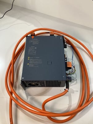 Siemens #6SL3210-5HE13-5UF0 Servo Drive USED - Image 1