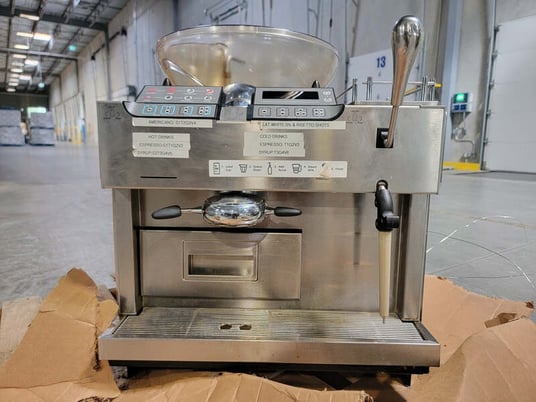 Mastrena #CS2, automatic coffee machine, 208 V., 60 Hz, 6200W, 2012 - Image 1