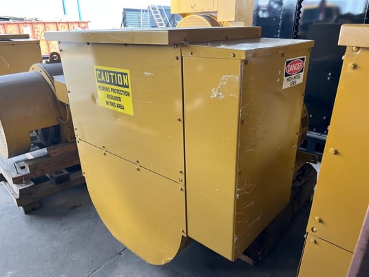 1225 KW, 1200 RPM, Caterpillar #SR4B, Frame 867, 2 Bearing, 600 Volts, 2007 recond. (2 available) - Image 3