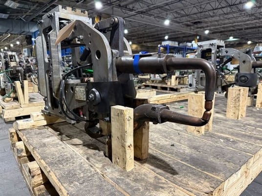 Weld Gun, Milco #665-16001-58, pinch type weld gun, tested - Image 1