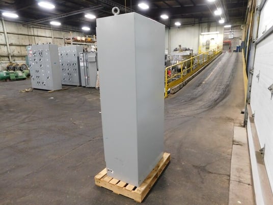 400 Amp. General Electric, AQU1424RCX A-Series II, panelboard, 120/240 Volts, 1 phase - Image 6