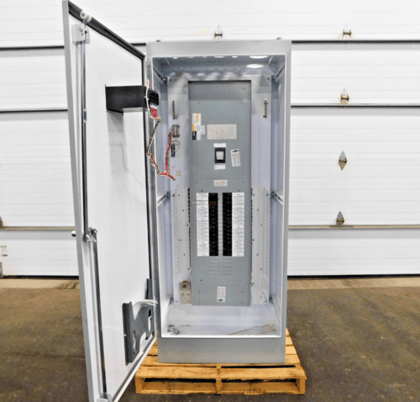 400 Amp. General Electric, AQU1424RCX A-Series II, panelboard, 120/240 Volts, 1 phase - Image 9