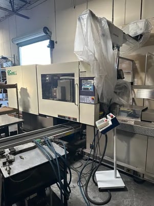 243 Ton, 15.4 oz., Toshiba #EC240NIIV30-8B, horizontal plastic injection molder, 24.02" x 22.05" tie bar - Image 10