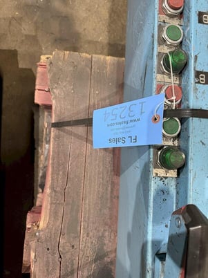 Chicago Pneumatic Compressors, disconnect for 85B 150 HP motor - Image 1