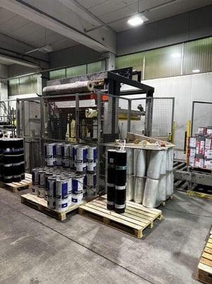 Signode (Haloila) #Octopus-1600BTS, pallet wrapping line with roller conveyor, security fences - Image 5
