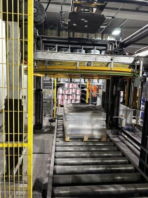 Signode (Haloila) #Octopus-1600BTS, pallet wrapping line with roller conveyor, security fences - Image 6