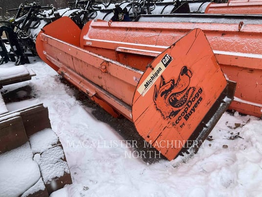 Miscellaneous Mfgrs SCOOP DOGG, Snow Removal Attachments, S/N: 4371, 2011 - Image 2
