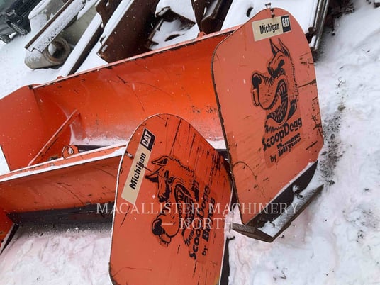 Miscellaneous Mfgrs SCOOP DOGG, Snow Removal Attachments, S/N: 4371, 2011 - Image 4