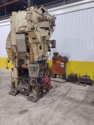800 Ton, Bliss #26-KJ800, knuckle joint press, 2.5" stroke, 20" Shut Height,.5" adj., 23" x32" bed, 33 SPM - Image 3