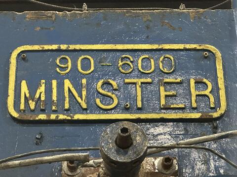 600 Ton, Minster #90-600, knuckle joint press, 4" stroke, 32" x32" bed, 21.5" x32" ram, air clutch - Image 3