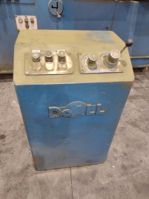 60" Doall #60-3, deep throat vertical contour bandsaw, 273" blade length, hydraulic blade tension Control - Image 5