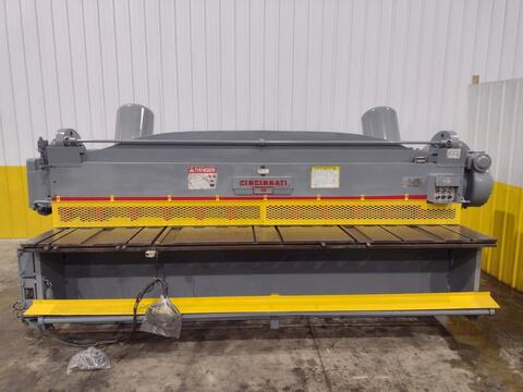 1/4" x 12' Cincinnati #1812, mechanical power shear, 13 holddowns, 36" front operated power back gauge, 60 - Image 1