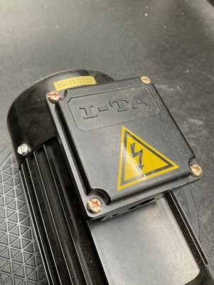 I-TA FM22 GEAR MOTOR 3/4HP 10:1 RATIO W/BRAKE USED - Image 2