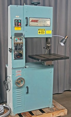 18" MSC #09514639, Vert Band Saw, w/ Blade Welder, 18" throat, 18" x 22" table, 220 V. - Image 3