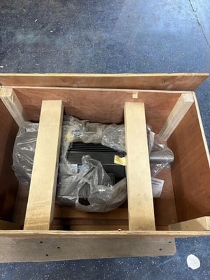 30 Kw Yaskawa #SGMVH-3ZD2B-NJ11, 60A, 400V, 1500RPM, unused - Image 1