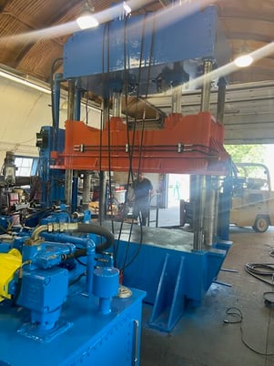 200 Ton, Blow, Heated Platen Press, 4-post, 78" x 46" bed, 40" open, 42" stroke, oil heater, PLC, Rebuilt - Image 3