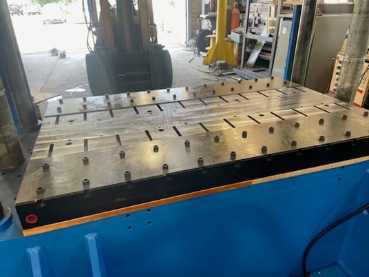 200 Ton, Blow, Heated Platen Press, 4-post, 78" x 46" bed, 40" open, 42" stroke, oil heater, PLC, Rebuilt - Image 4